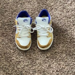 Brand new blue yellow and white Nike sb shoes
